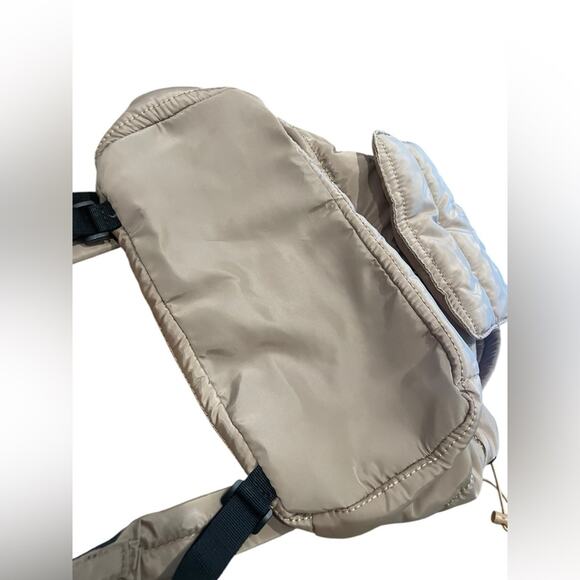 Street Level Boutique Puffer Backpack Tan Beige Medium-Sized - Picture 3 of 14